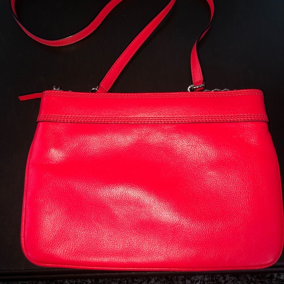 Kate Spade side purse - Picture 2 of 3